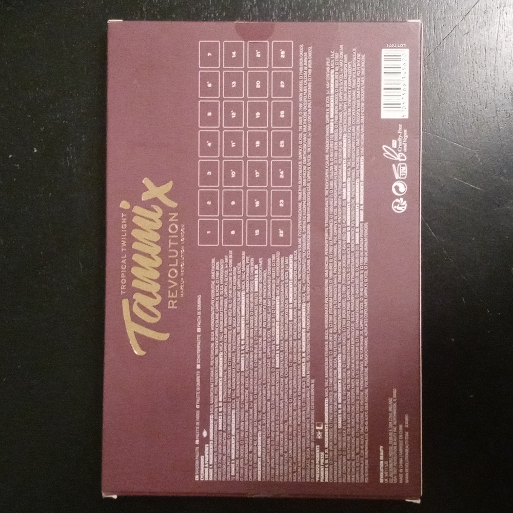 Revolution Tammi X Revolution Tropical Twilight eyeshadow palette - Picture 5 of 6